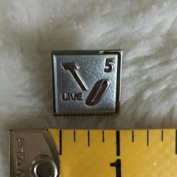 Drama Three Pin Lot Divas, Stars and Theatres - Picture 8 of 14